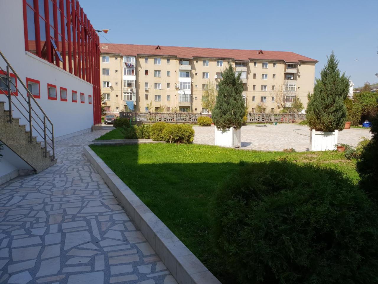 Pensiunea Ghiocela Motru Exterior foto